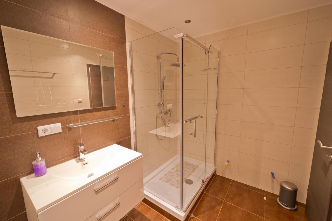 Twins Markovic Apartman *