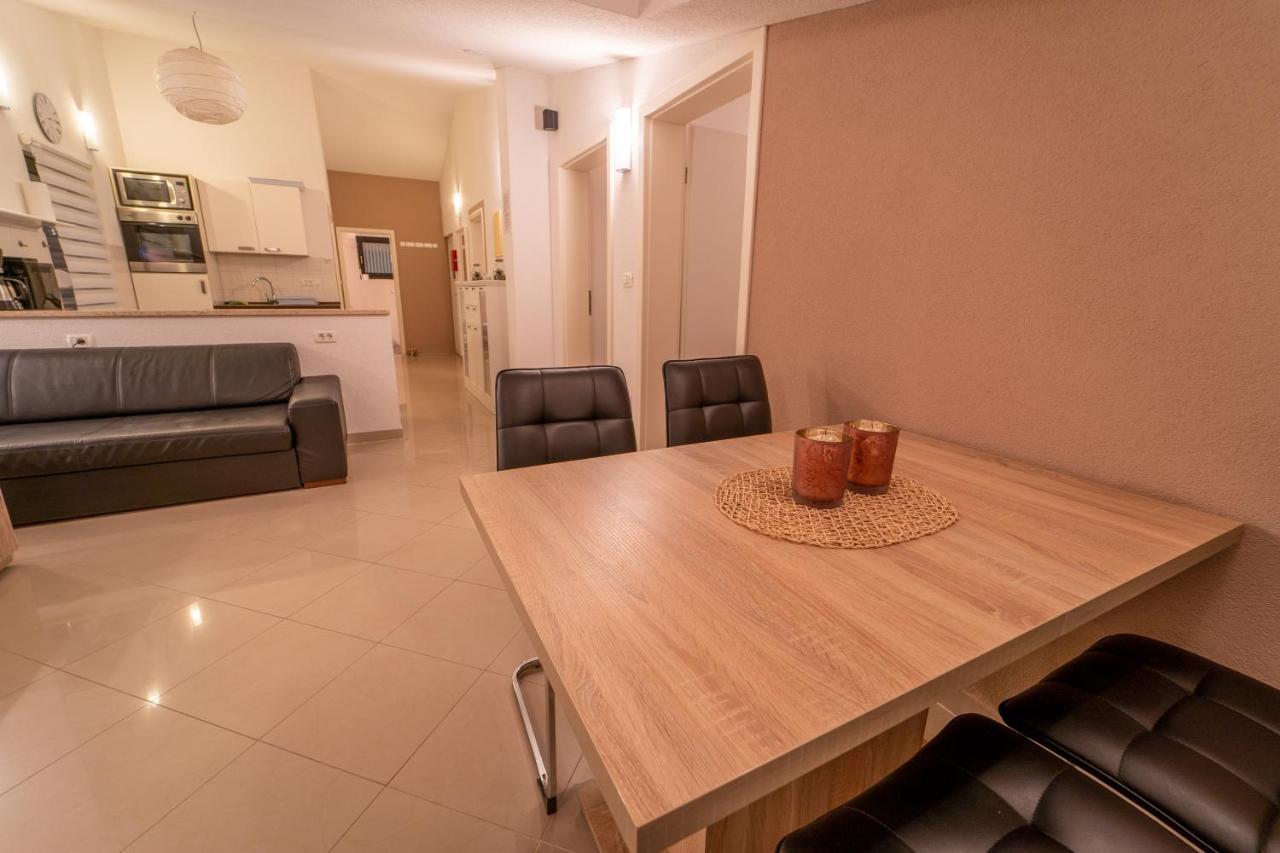 Twins Markovic Apartman *